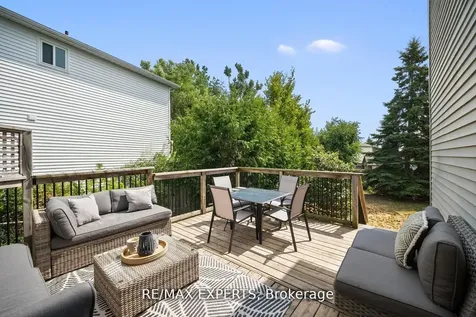 11 Penton Drive Barrie ON L4N 7A3