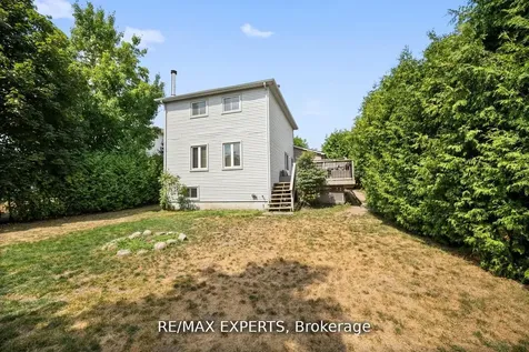 11 Penton Drive Barrie ON L4N 7A3