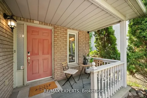 11 Penton Drive Barrie ON L4N 7A3