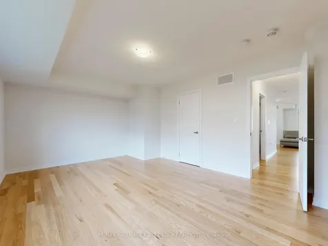 18 Ludlow Drive Barrie ON L9J 0L8