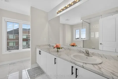 25 Rochester Drive Barrie ON L9J 0V9