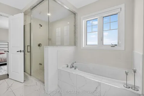 25 Rochester Drive Barrie ON L9J 0V9