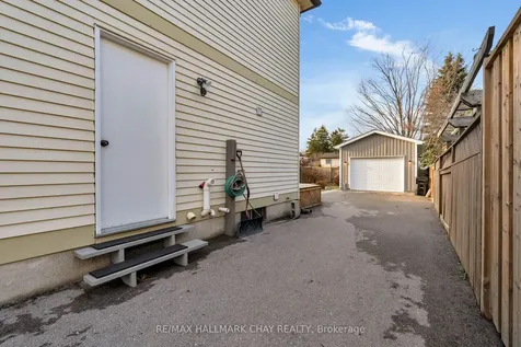 32 Janice Drive Barrie ON L4N 5N4