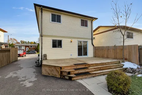 32 Janice Drive Barrie ON L4N 5N4