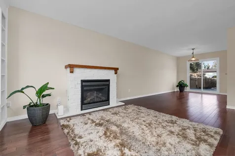 32 Janice Drive Barrie ON L4N 5N4