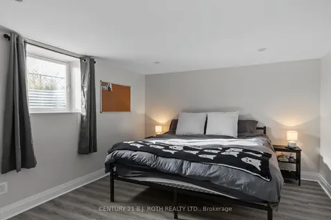 215 Rose Street Barrie ON L4M 2T8