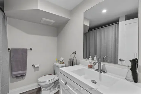 215 Rose Street Barrie ON L4M 2T8