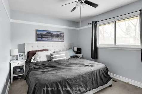 215 Rose Street Barrie ON L4M 2T8