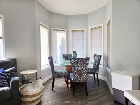 30 Bruce Crescent Barrie ON L4N 8T8