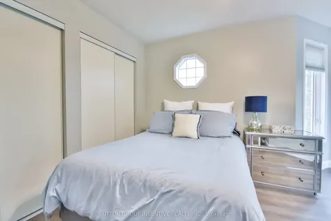 30 Bruce Crescent Barrie ON L4N 8T8