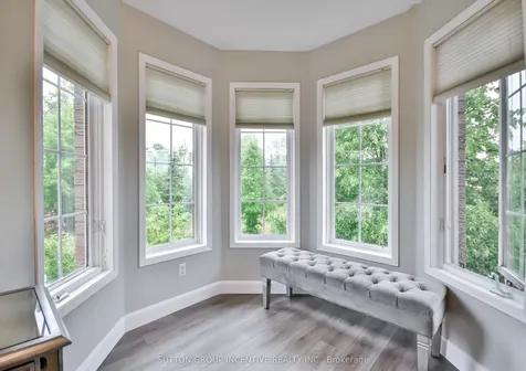 30 Bruce Crescent Barrie ON L4N 8T8