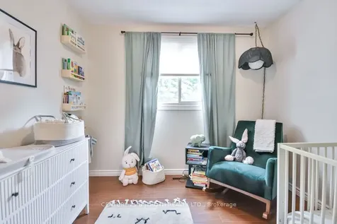 57 D'ambrosio Drive Barrie ON L4N 6V4