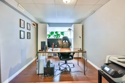 57 D'ambrosio Drive Barrie ON L4N 6V4