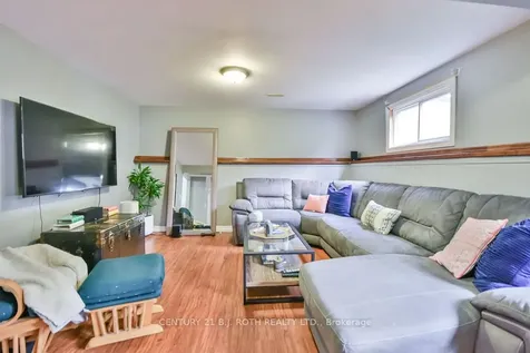 57 D'ambrosio Drive Barrie ON L4N 6V4