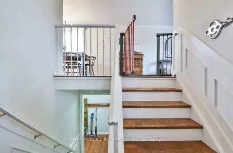 57 D'ambrosio Drive Barrie ON L4N 6V4