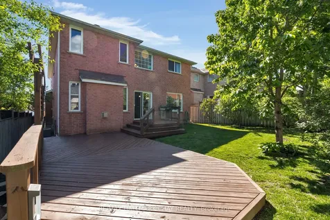 3 Meyer Avenue Barrie ON L4M 6X2