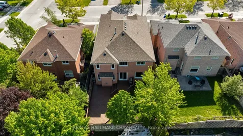 3 Meyer Avenue Barrie ON L4M 6X2