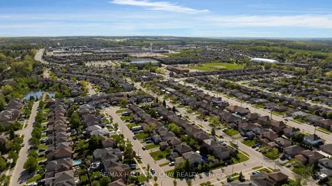 3 Meyer Avenue Barrie ON L4M 6X2