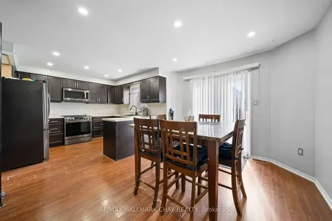 56 Hubbert Crescent Barrie ON L4N 9M4