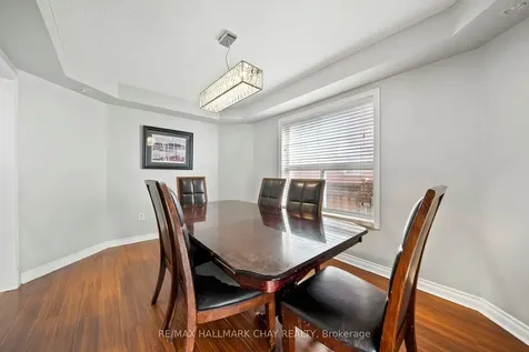 56 Hubbert Crescent Barrie ON L4N 9M4