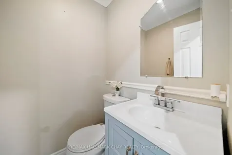 56 Hubbert Crescent Barrie ON L4N 9M4