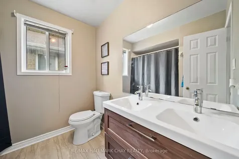 56 Hubbert Crescent Barrie ON L4N 9M4