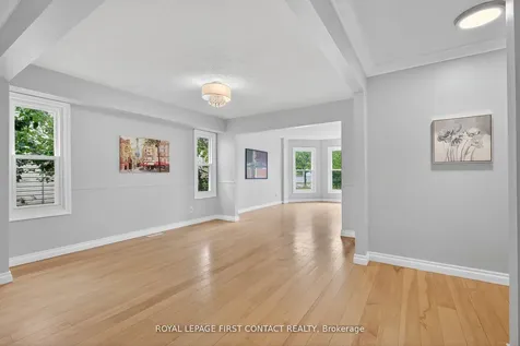 101 Browning Trail Barrie ON L4N 6J4