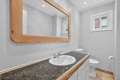 101 Browning Trail Barrie ON L4N 6J4