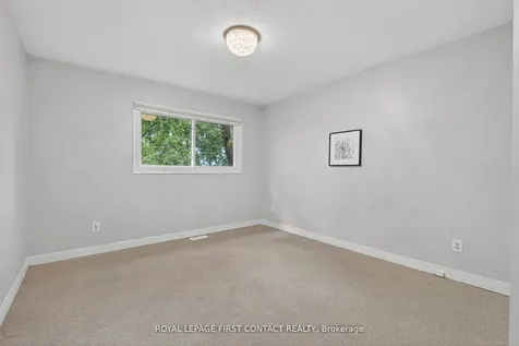 101 Browning Trail Barrie ON L4N 6J4