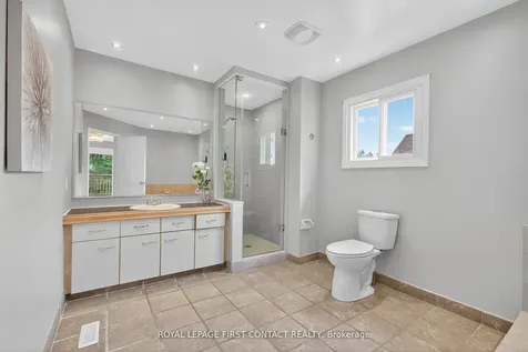 101 Browning Trail Barrie ON L4N 6J4