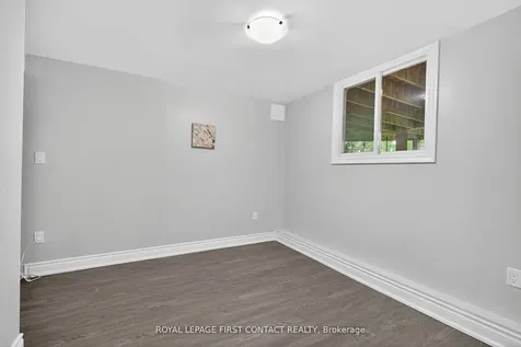 101 Browning Trail Barrie ON L4N 6J4