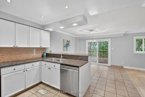 101 Browning Trail Barrie ON L4N 6J4