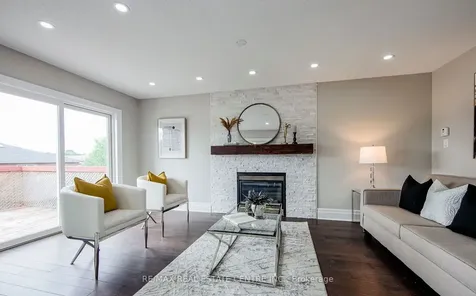 11 Priscilla's Place Barrie ON L4N 5X4