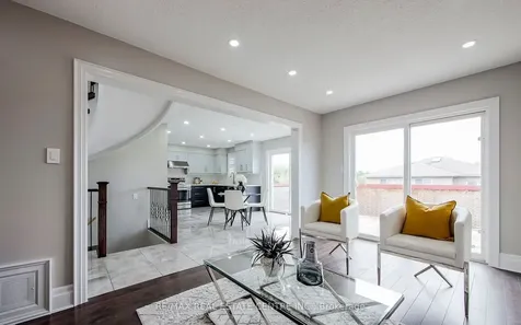 11 Priscilla's Place Barrie ON L4N 5X4