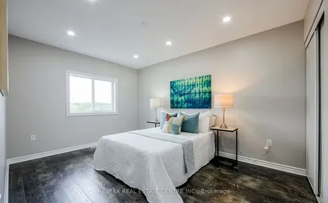 11 Priscilla's Place Barrie ON L4N 5X4