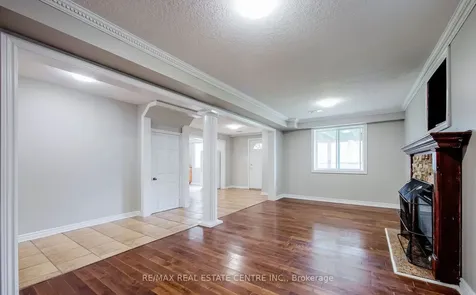 11 Priscilla's Place Barrie ON L4N 5X4