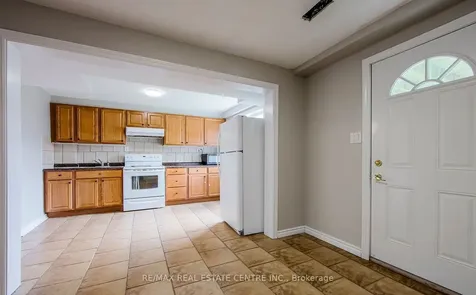 11 Priscilla's Place Barrie ON L4N 5X4