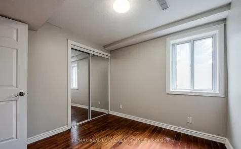 11 Priscilla's Place Barrie ON L4N 5X4