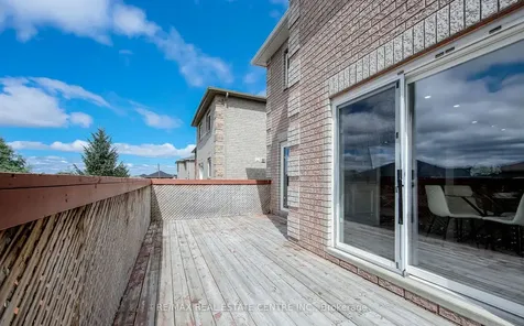 11 Priscilla's Place Barrie ON L4N 5X4