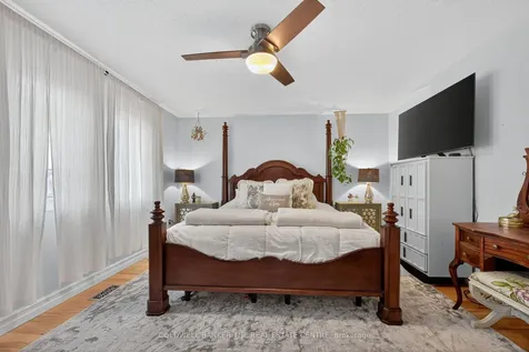 136 Violet Street Barrie ON L4N 9M7