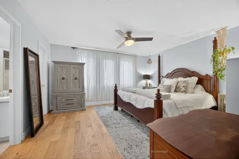 136 Violet Street Barrie ON L4N 9M7