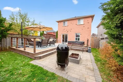 136 Violet Street Barrie ON L4N 9M7