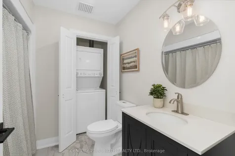 14 Brookfield Crescent Barrie ON L4N 9R4