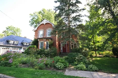 133-135 Mulcaster Street Barrie ON L4M 3M8