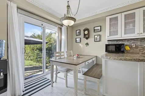 73 Rundle Crescent Barrie ON L4N 8E6