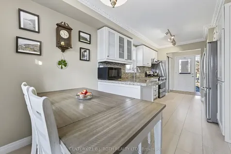 73 Rundle Crescent Barrie ON L4N 8E6