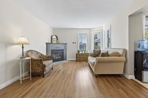 73 Rundle Crescent Barrie ON L4N 8E6