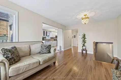 73 Rundle Crescent Barrie ON L4N 8E6