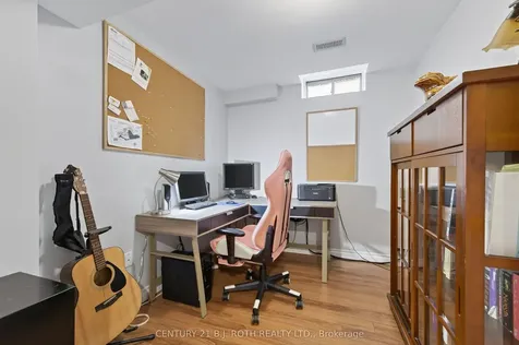 73 Rundle Crescent Barrie ON L4N 8E6