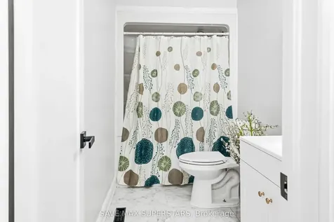 71 College Crescent Barrie ON L4M 2W5